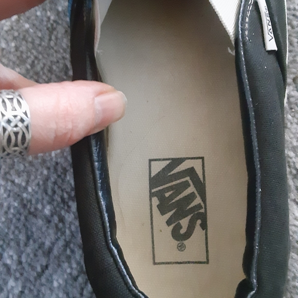 Vans off the wall hand painted peacock shoes Mens 8.5 Womens 10 - Picture 5 of 5